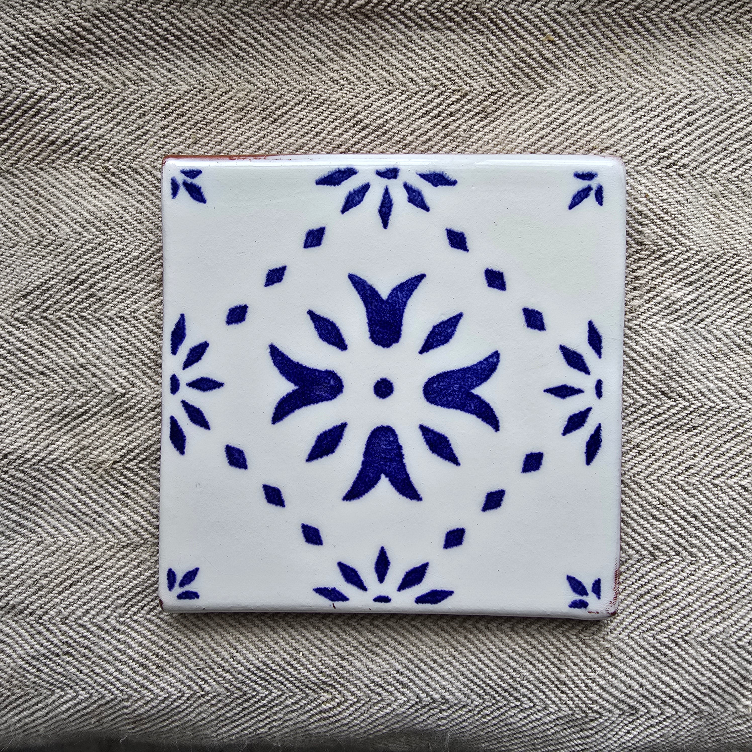 Kaakelit (delft-tyyppinen)
