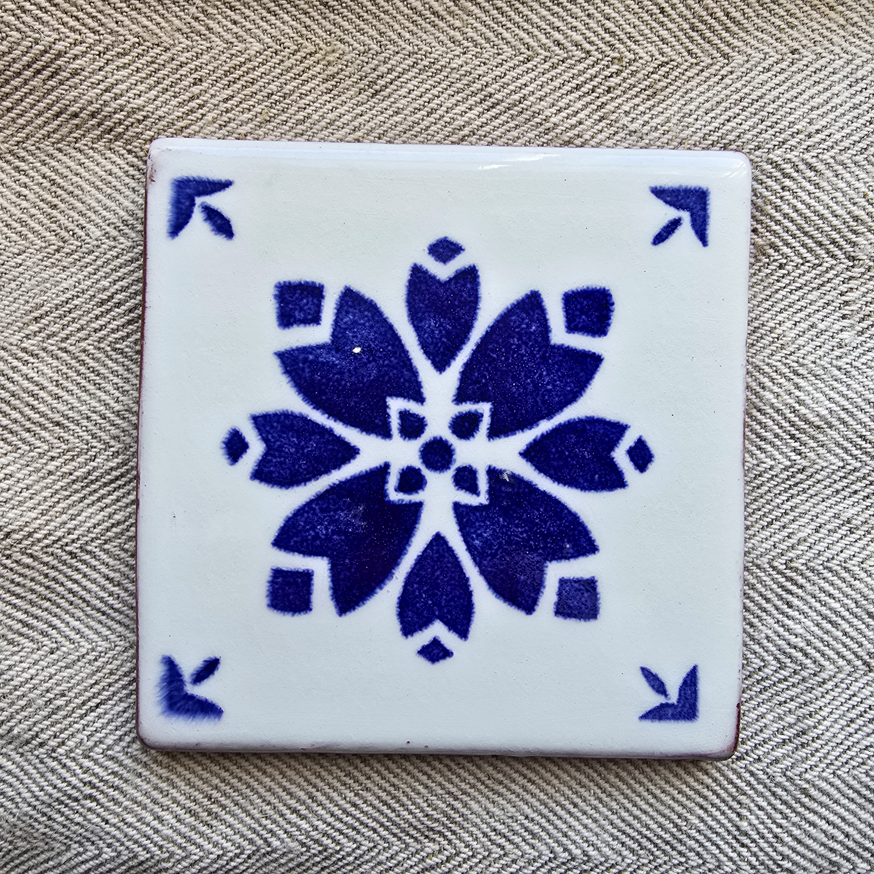 Kaakelit (delft-tyyppinen)